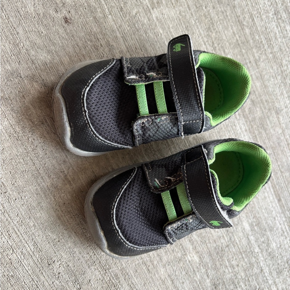 See Kai Run Toddler Size 7 Sneakers Shoes
